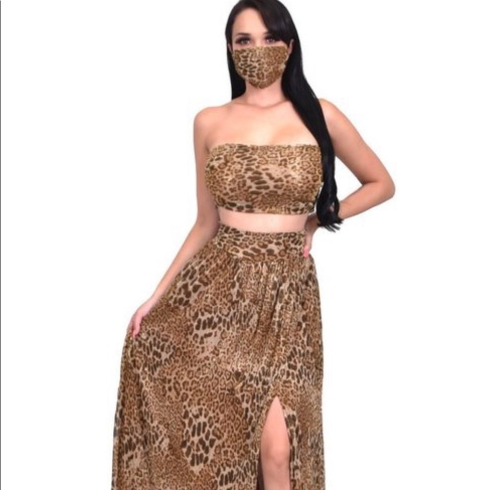 Mask,Skirt, Too (SET)